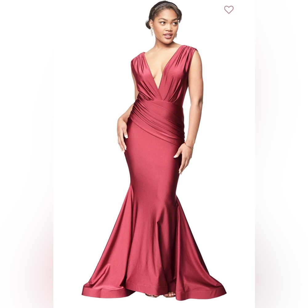 NWT Rosewood Floor Length Gown